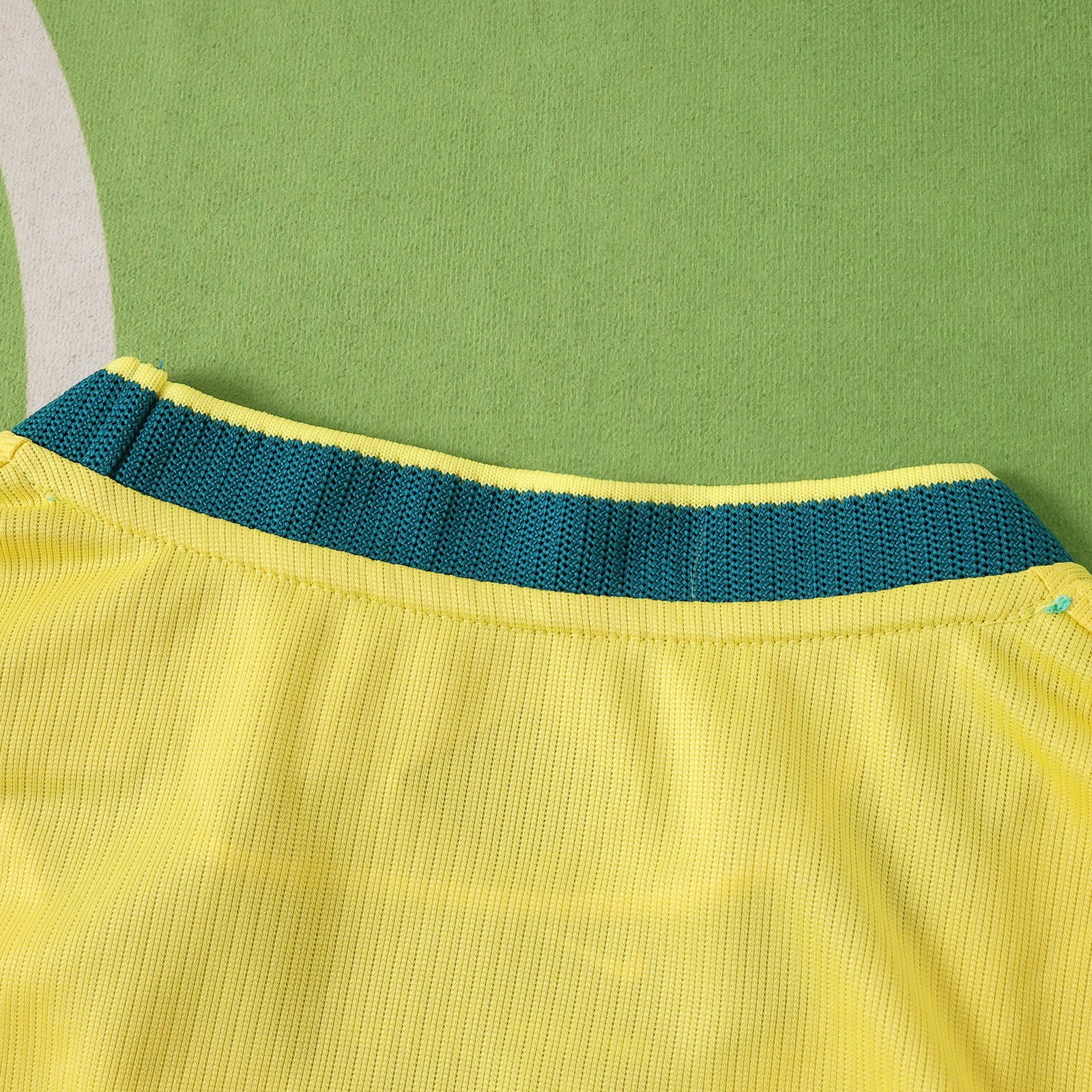 Camiseta amarela do Brasil 2026/27 - Feminina - Imagem 4
