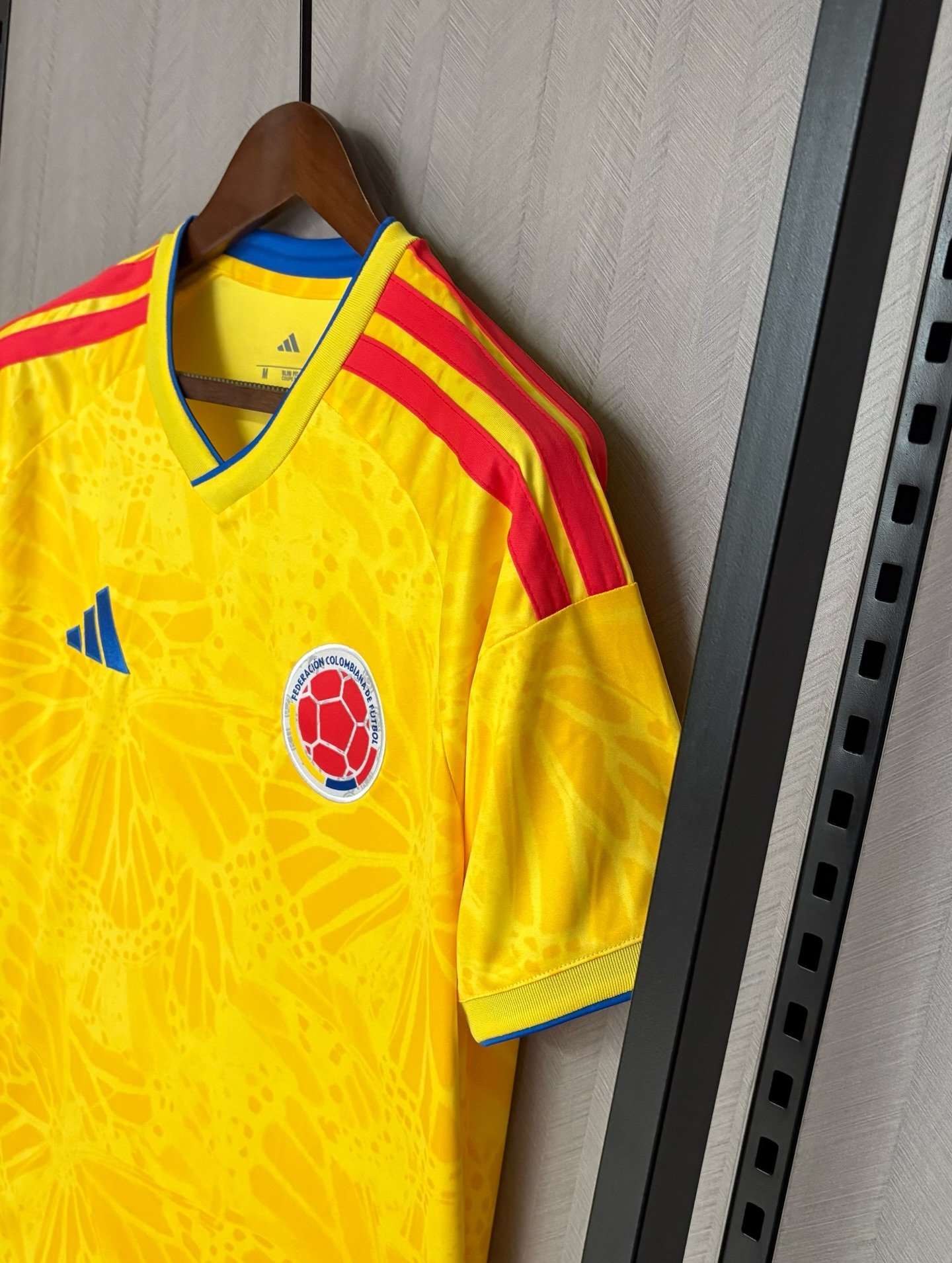Camiseta amarela da Colômbia 2026 - Imagem 4