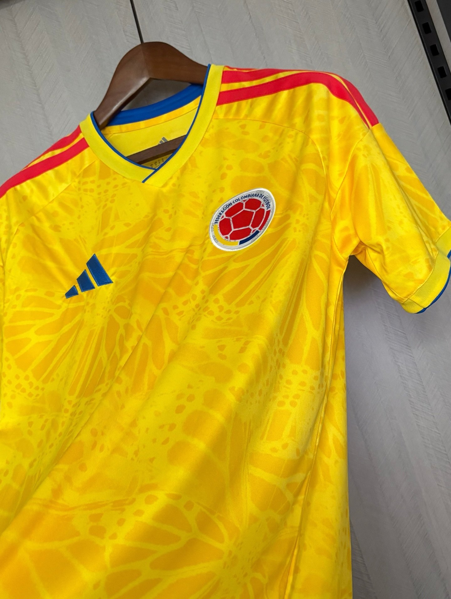 Camiseta amarela da Colômbia 2026 - Imagem 5