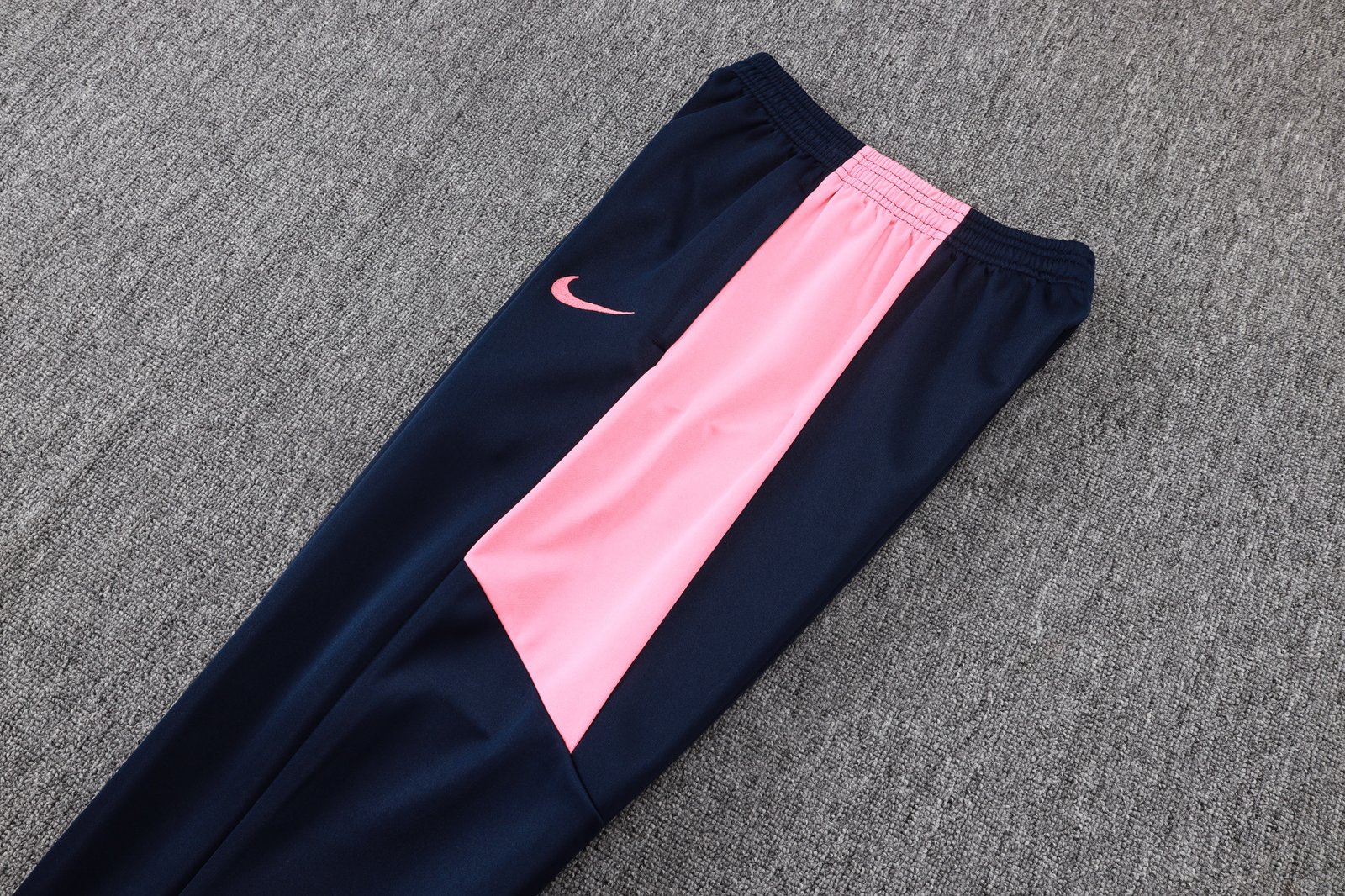 Kit agasalho azul total 90 do Barcelona 2025 - Imagem 9